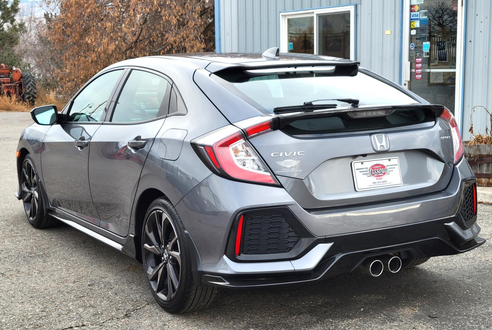 2018 Grey /Black Honda Civic Sport (SHHFK7H40JU) with an 1.5L I4 Turbo engine, Automatic transmission, located at 450 N Russell, Missoula, MT, 59801, (406) 543-6600, 46.874496, -114.017433 - Photo#7